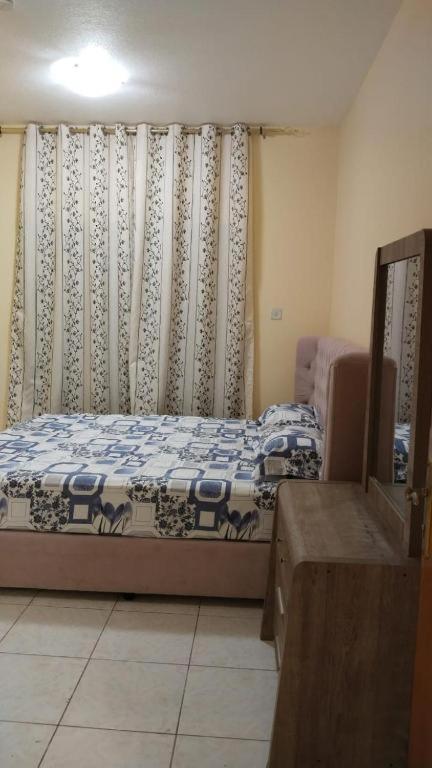 Holiday Home 2 Bedrooms Apartment For Family Only 沙迦 外观 照片